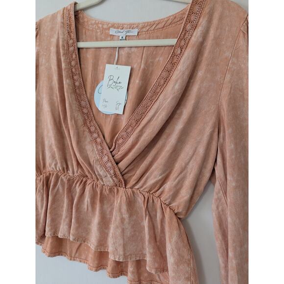 Cloud Ten Womens Boho Surplus Crochet Neckline Cropped Peplum Top Size M‎ Peach - Picture 2 of 10